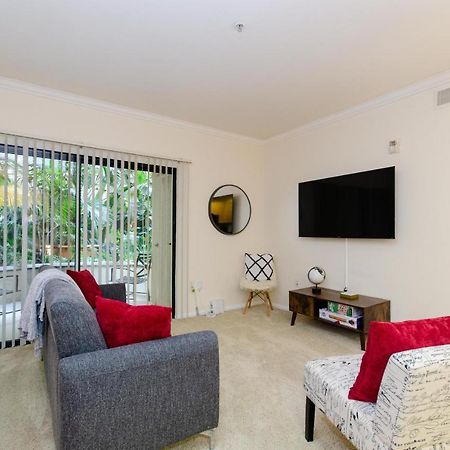Located Perfectly 2 Bedroom Downtown Los Angeles لوس أنجلوس المظهر الخارجي الصورة