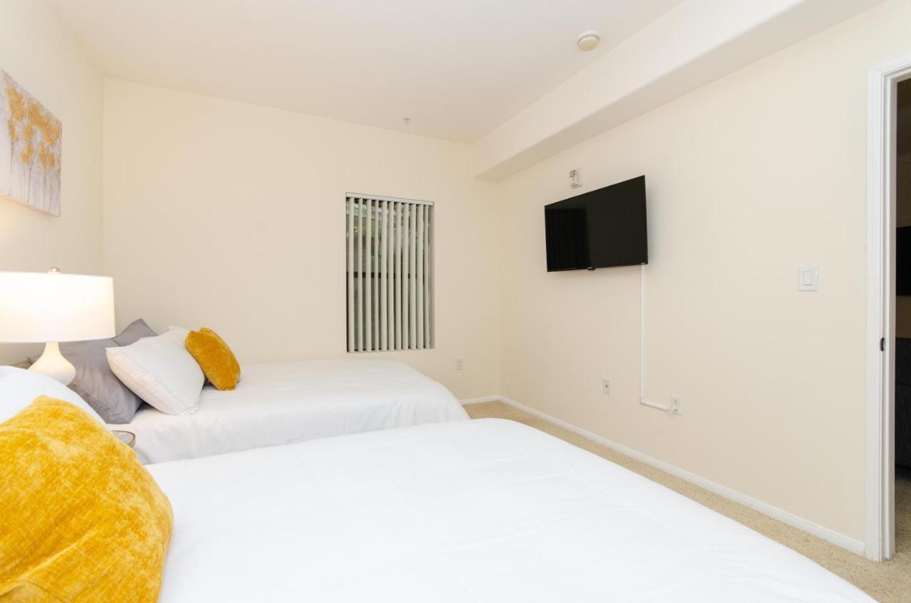 Located Perfectly 2 Bedroom Downtown Los Angeles لوس أنجلوس المظهر الخارجي الصورة